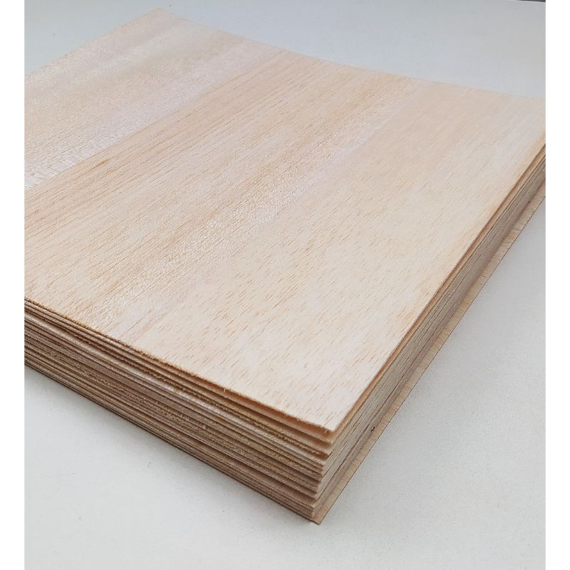 Decora y embellece tus proyectos con madera balsa, especial para cortar con la Scan &amp;amp; Cut de Brother.

Tamaño: 30 cm x 30 cm.
