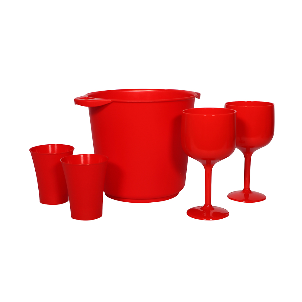 ¡Pack Romance Nro 3!

Incluye los siguientes producto:


	2 copas de gin color rojo sólido. Capacidad de 22 onzas.
	2 vasos kero corto color rojo sólido. Capacidad de 12 onzas.
	1 hielera bucket color rojo sólido. Capacidad de 6 litros.


 
